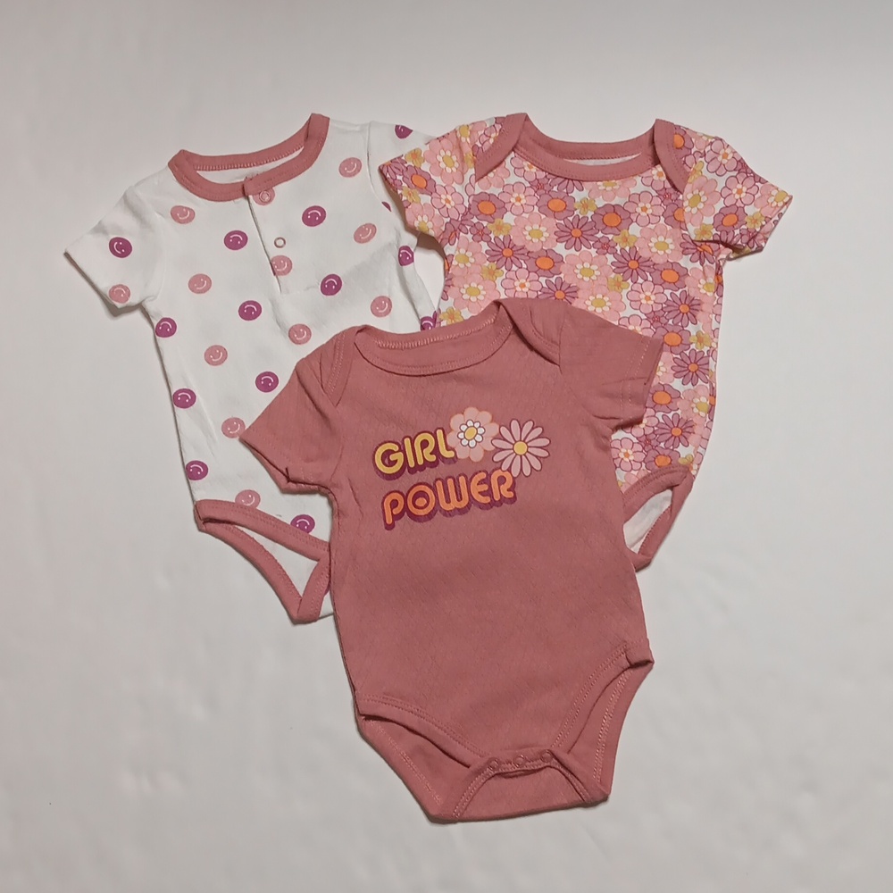 3 Short Sleeve Bodysuits
